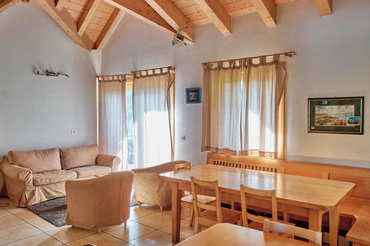 Casa Zelda Lägenhet Livigno Exteriör bild