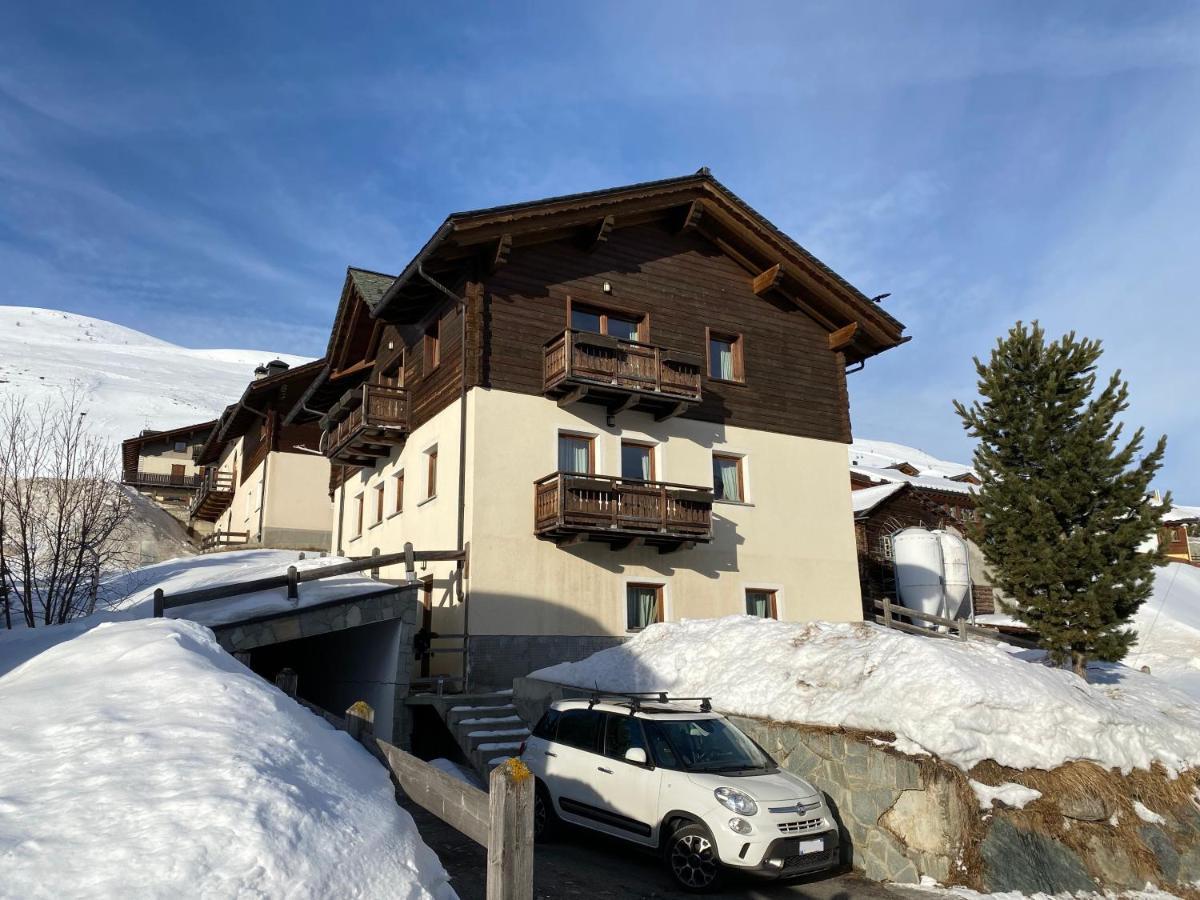 Casa Zelda Lägenhet Livigno Exteriör bild