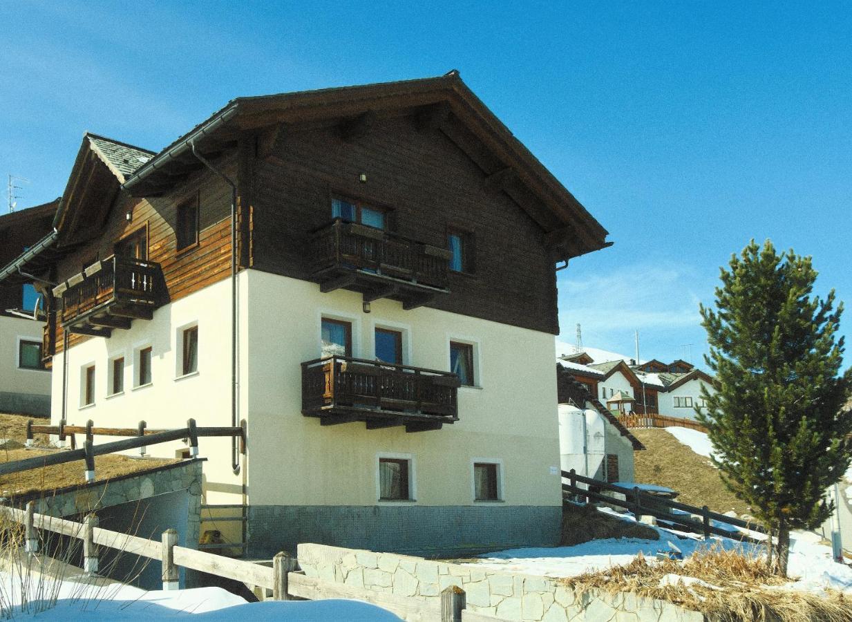 Casa Zelda Lägenhet Livigno Exteriör bild