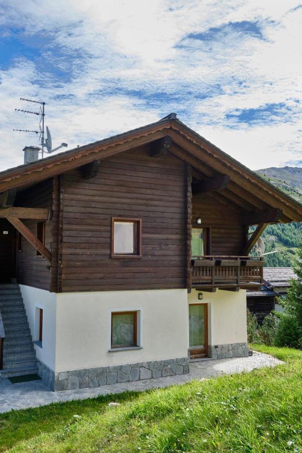 Casa Zelda Lägenhet Livigno Exteriör bild