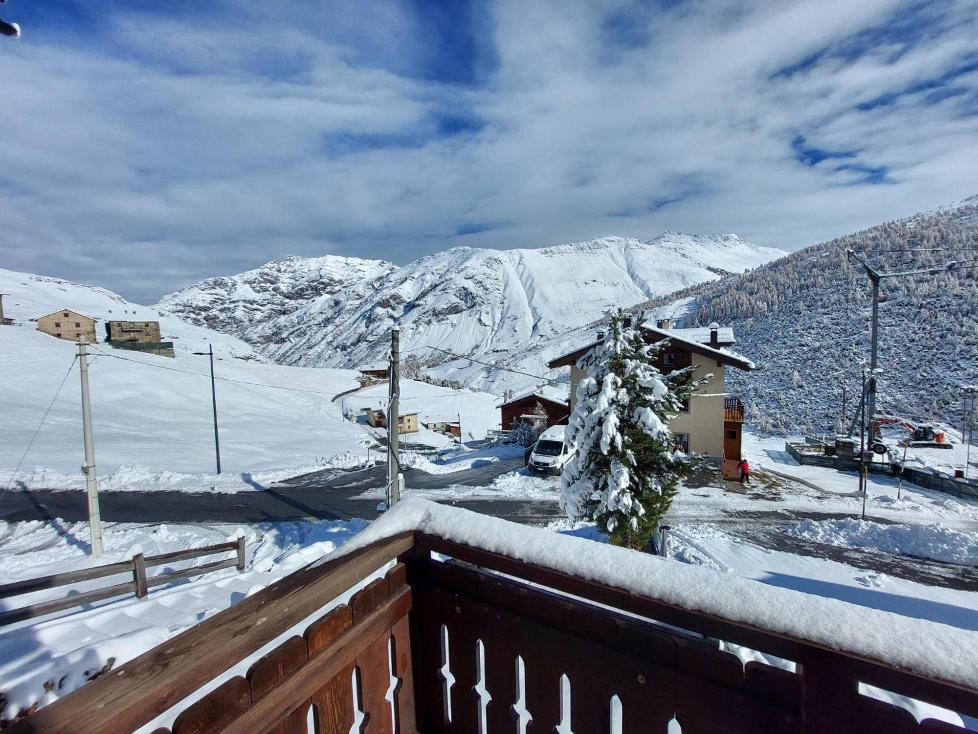 Casa Zelda Lägenhet Livigno Exteriör bild